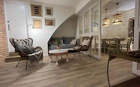 Arrels Apartaments